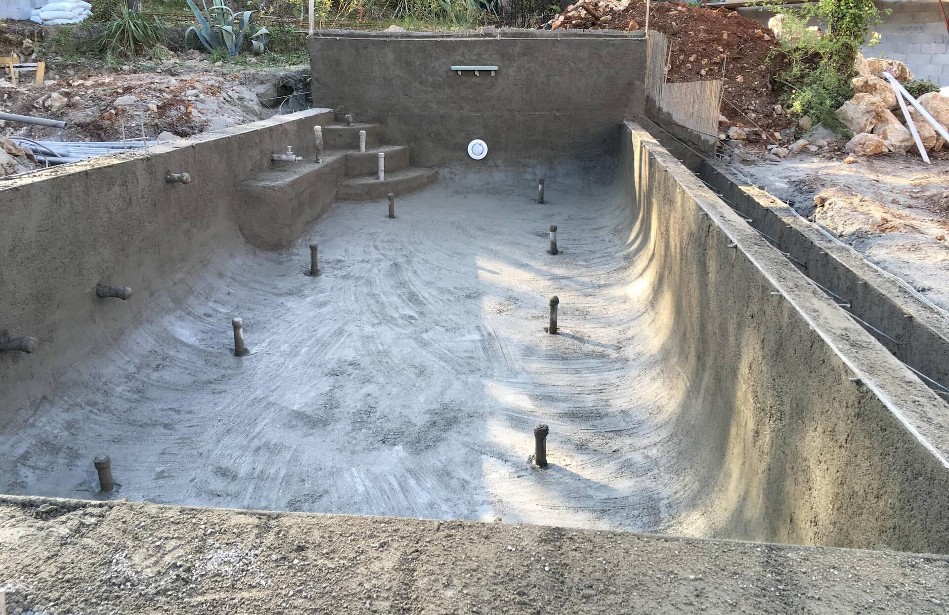 Des solutions d’étanchéité piscine adaptées à chaque type de bassin