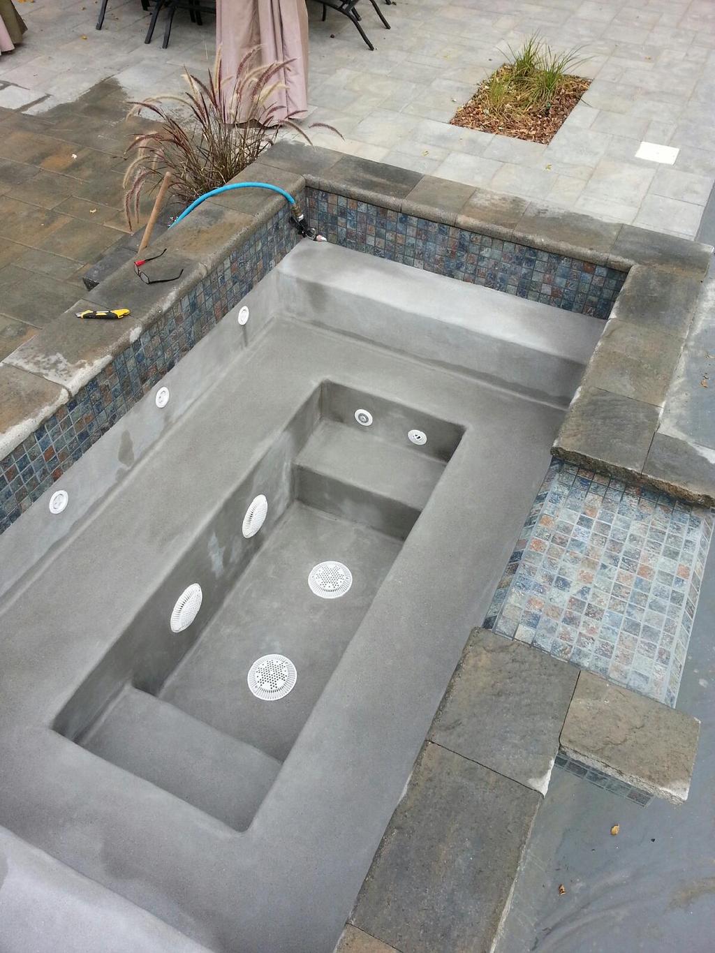 Un jacuzzi sur mesure pour valoriser votre espace et votre bien-être